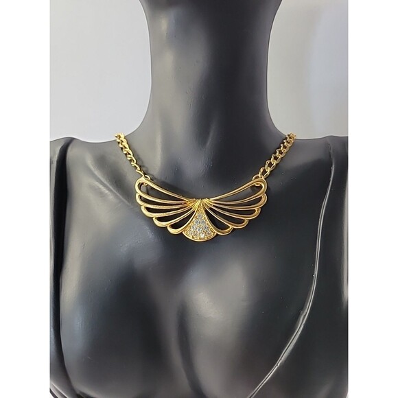 Vintage Necklace Wings Gold Tone White Crystals Chain Jewelry Costume - Picture 4 of 15